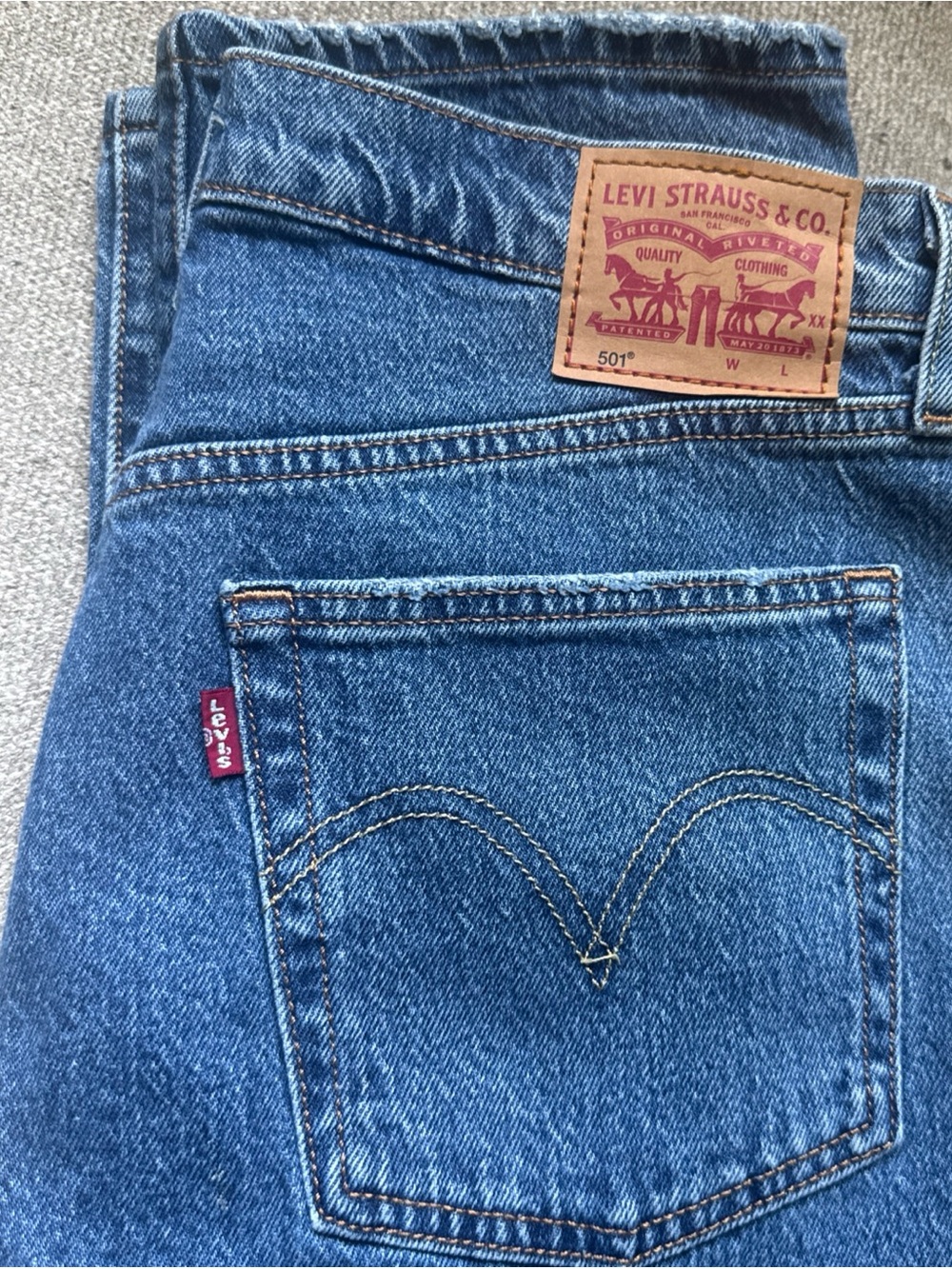 Levi's Women's Blue 501 Original Fit Button Fly Classic Jeans